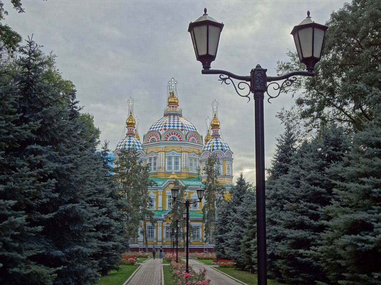 Nadezhda Apartments On Gogol Street 117-127 Almaty Extérieur photo